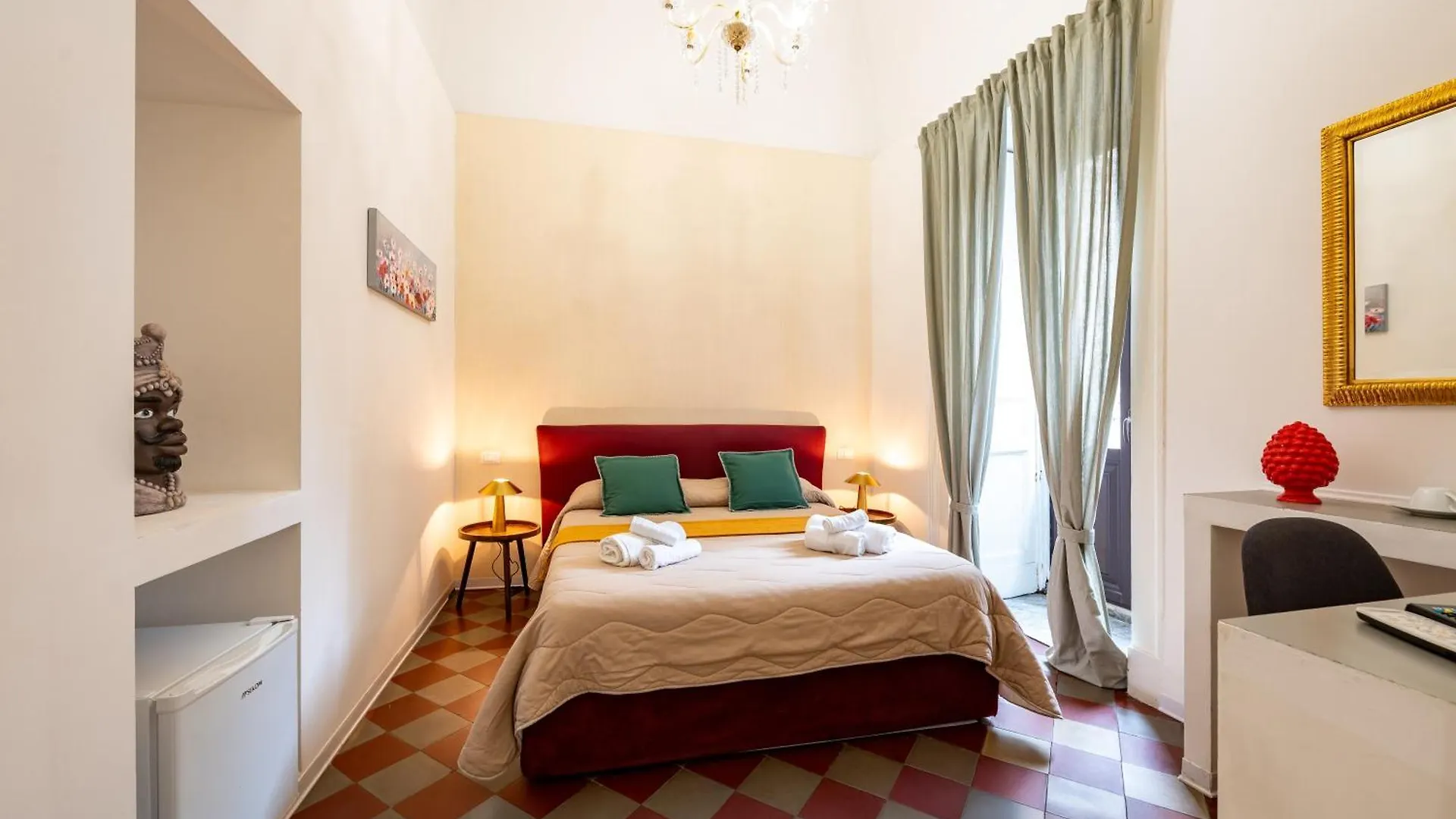 Affittacamere Palazzo Bicocca Rooms Aeroporto di Catania Fontana Rossa